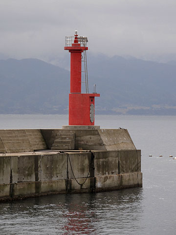 白瀬港防波堤灯台