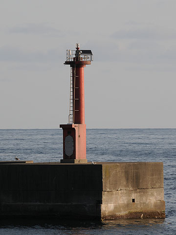 水津港北防波堤灯台