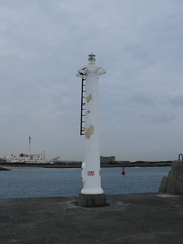 那覇港浦添北内防波堤灯台