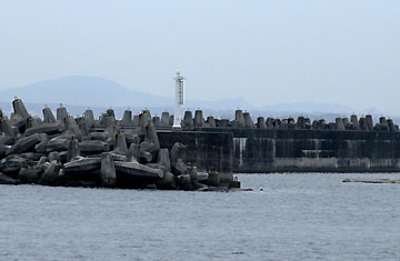 那覇港浦添北内防波堤灯台