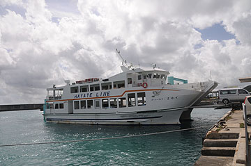 佐良浜港第一防波堤南灯台