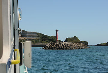 島尻港大神東防波堤灯台