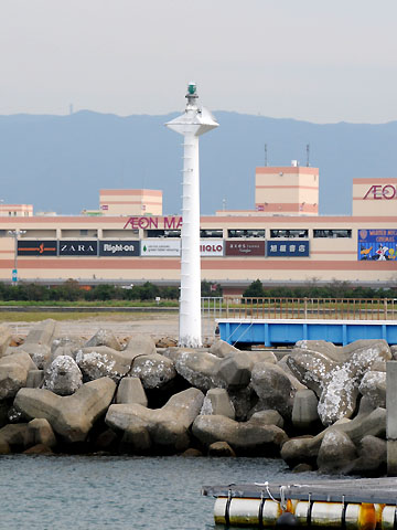 樽井漁港東突堤灯台
