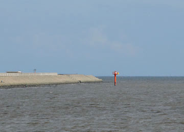佐賀空港進入灯台2号施設灯