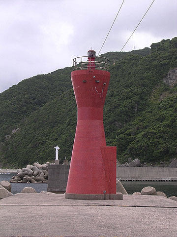 小伊津港北防波堤灯台