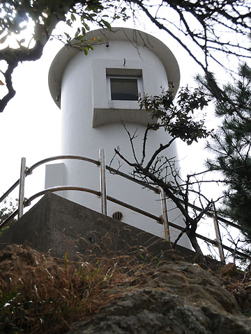 宇竜港権現島北東方照射灯