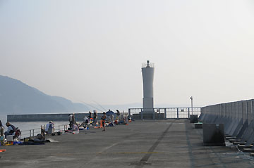 熱海港防波堤灯台