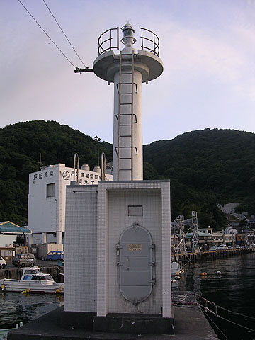 戸田港防波堤灯台