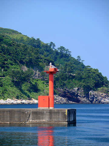 稲取港第2北防波堤灯台