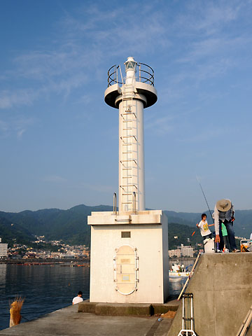 伊豆網代港北防波堤灯台