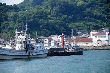 伊豆内浦三津4号防波堤灯台