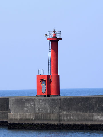 仁科港北沖防波堤灯台