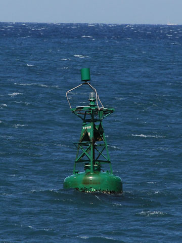 大井川港第1号灯浮標