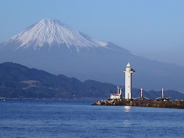 清水港三保防波堤北灯台