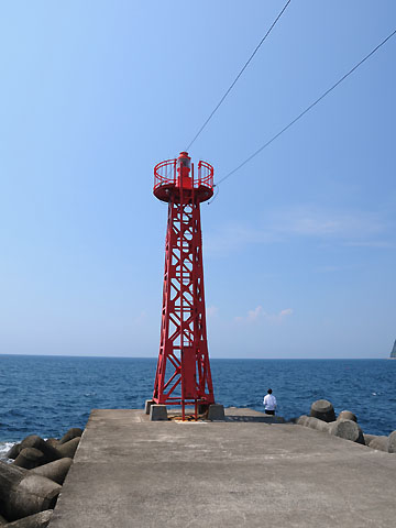 土肥港南防波堤灯台