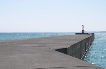 遠江吉田港東防波堤灯台