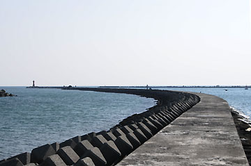 今切港長原導流堤灯台