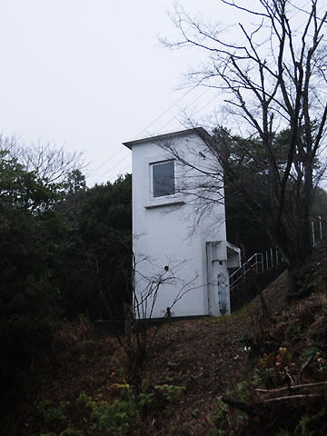 牟岐港小張埼沖防波堤照射灯