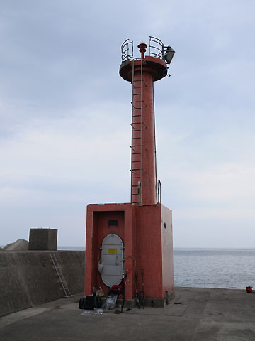 御崎港北防波堤灯台