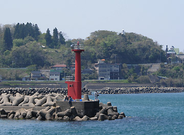 国分西防波堤灯台