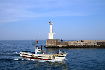 魚津港北区北防波堤灯台