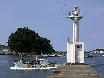 紀伊大島漁港東防波堤灯台
