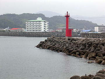 湯浅広港第二防波堤灯台